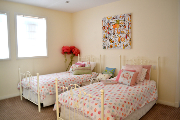 1664 riverdale dr girls bedroom